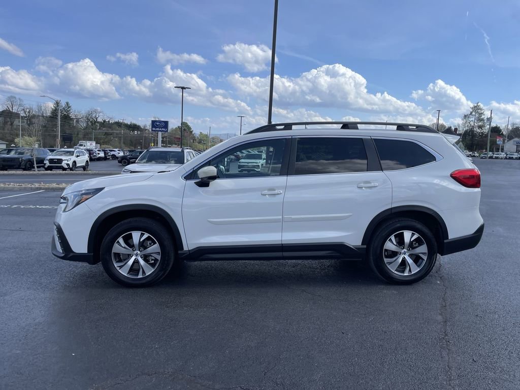Certified 2025 Subaru Ascent Premium w/ Popular Package #2 image 3