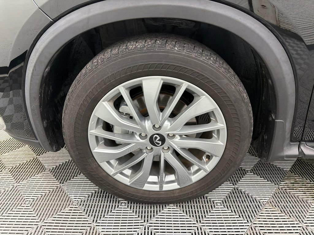 Used 2023 INFINITI QX50 Luxe image 13