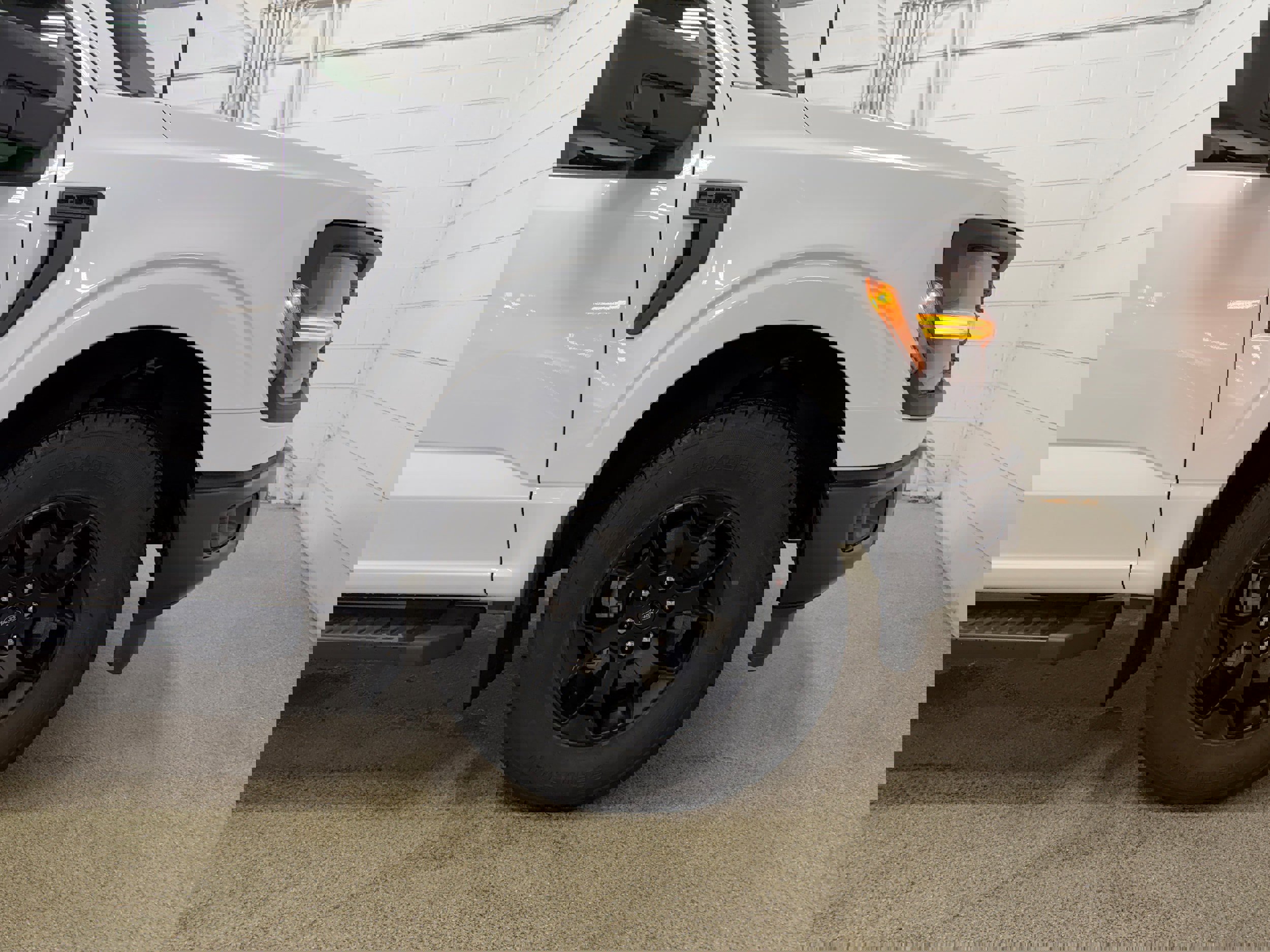 Used 2025 Ford F150 STX w/ Equipment Group 201A FX4 image 28