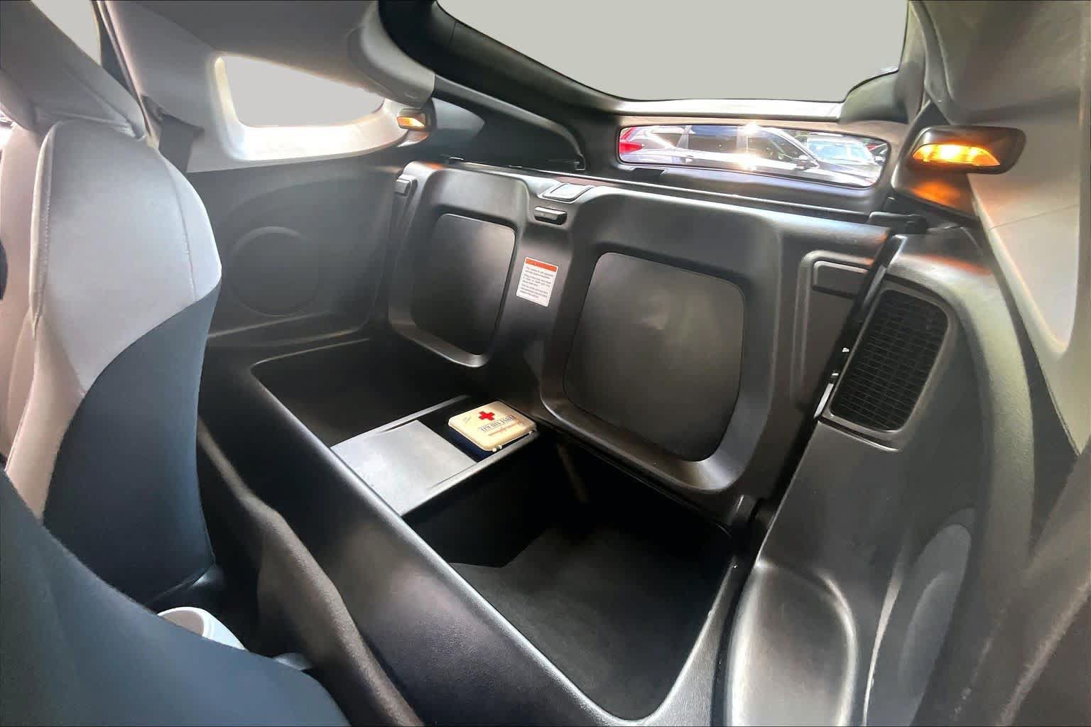 Used 2011 Honda CR-Z EX image 16