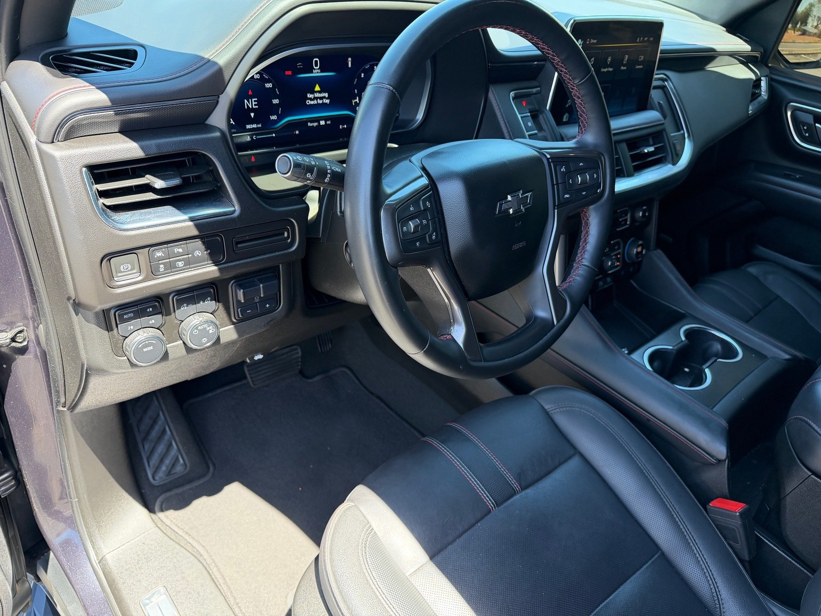 Used 2023 Chevrolet Suburban RST w/ Luxury Package AWD/4WD image 13