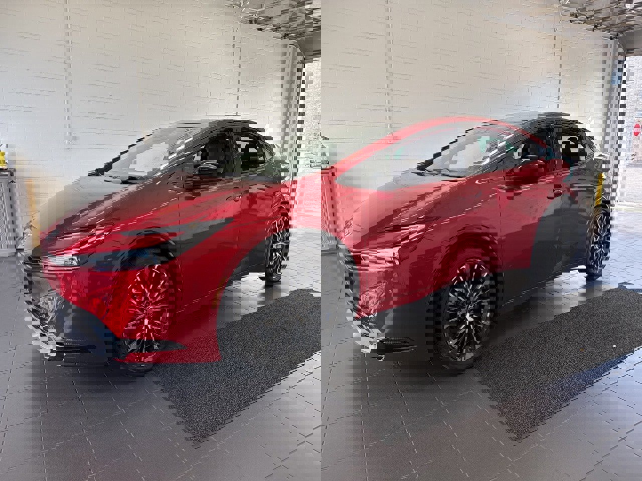 New 2026 Toyota Prius XLE image 4