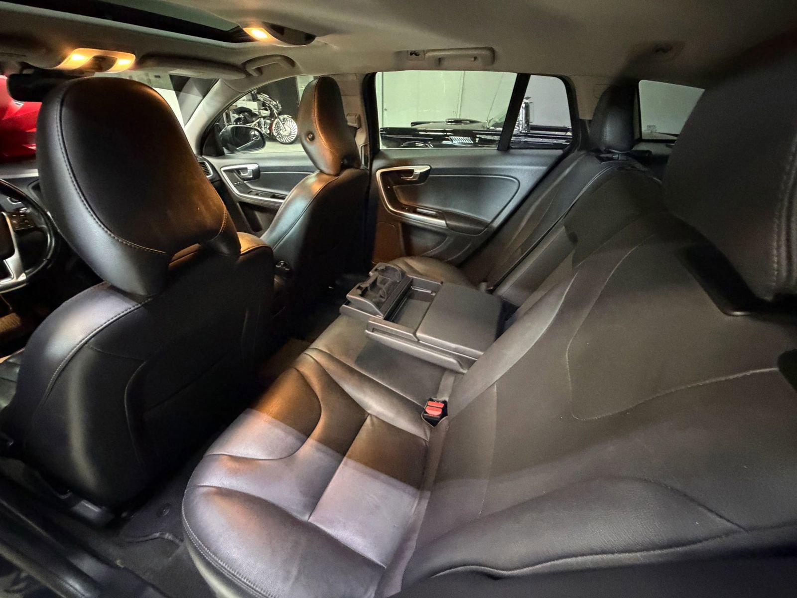 Used 2015 Volvo V60 T5 Premier Plus image 21