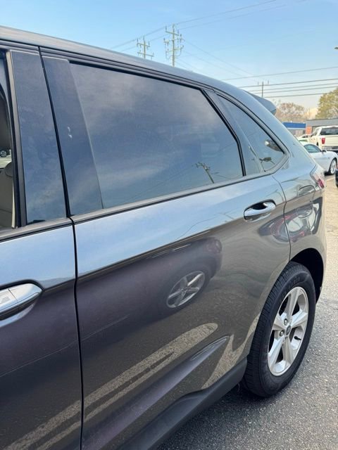 Certified 2021 Ford Edge SE image 4