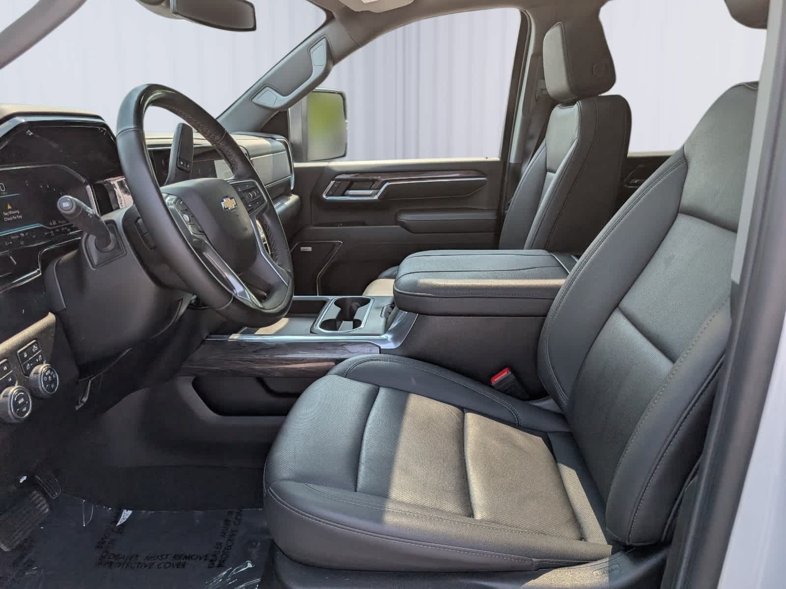 Certified 2024 Chevrolet Silverado 2500 LTZ w/ LTZ Plus Package AWD/4WD image 14
