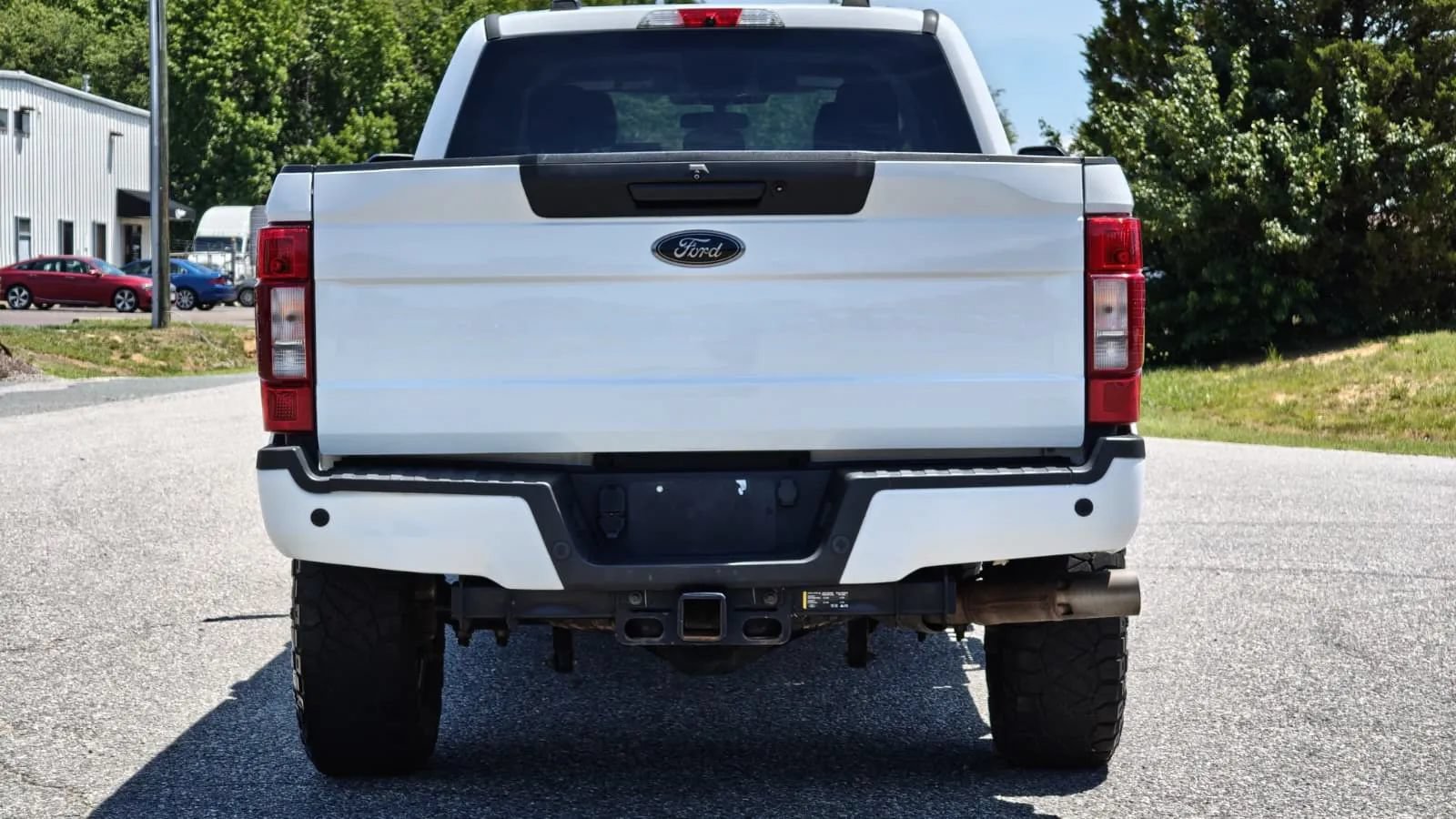 Used 2022 Ford F350 XLT w/ Black Appearance Package AWD/4WD image 9