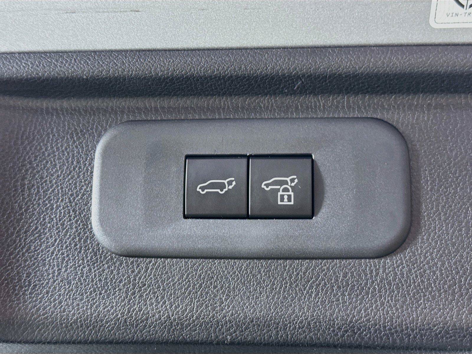 Certified 2025 Toyota Grand Highlander FWD image 38