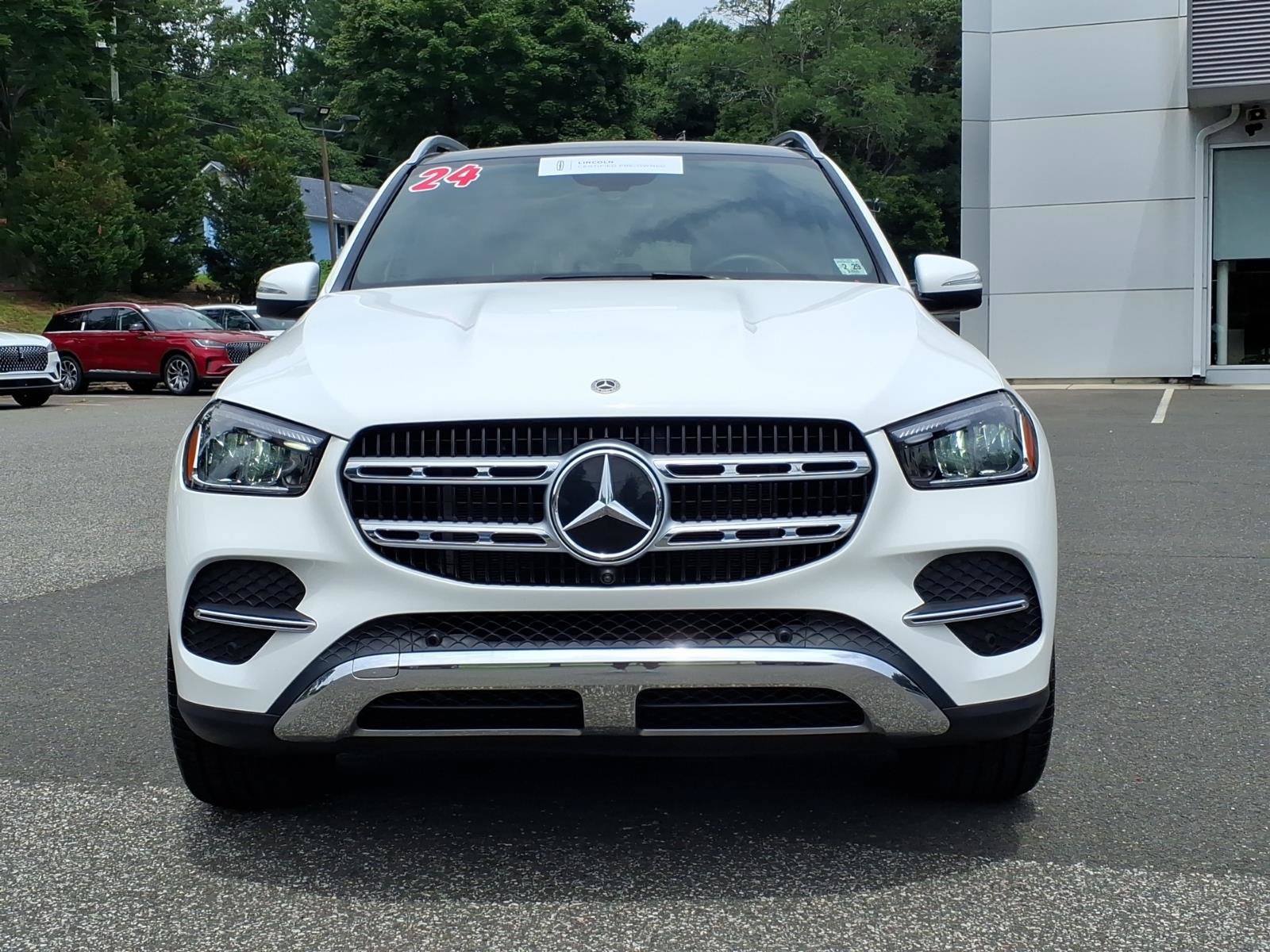 Used 2024 Mercedes-Benz GLE 350 4MATIC image 3