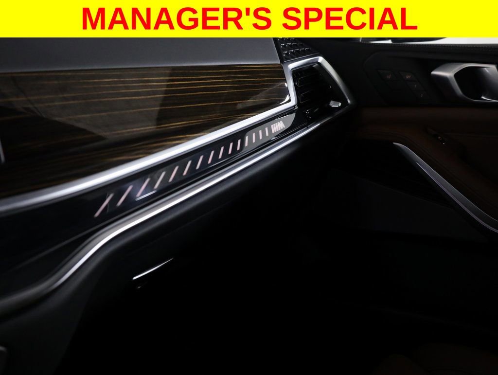 Used 2026 BMW X7 M60i image 24
