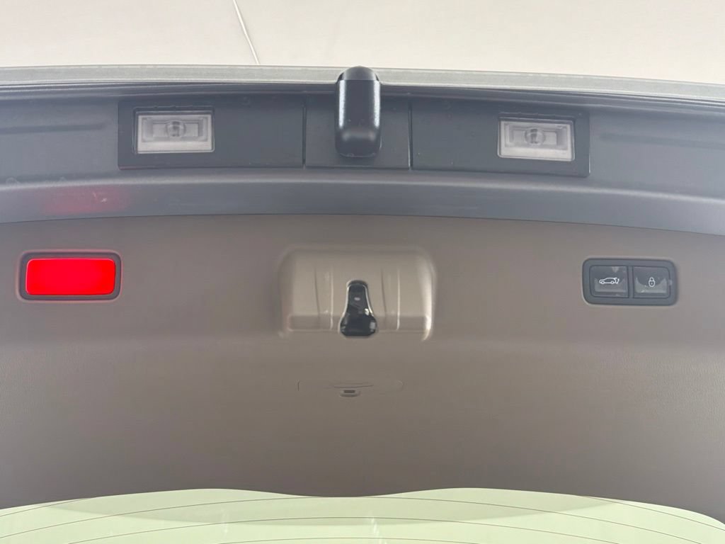New 2027 Genesis GV70 2.5T Advanced AWD/4WD image 33