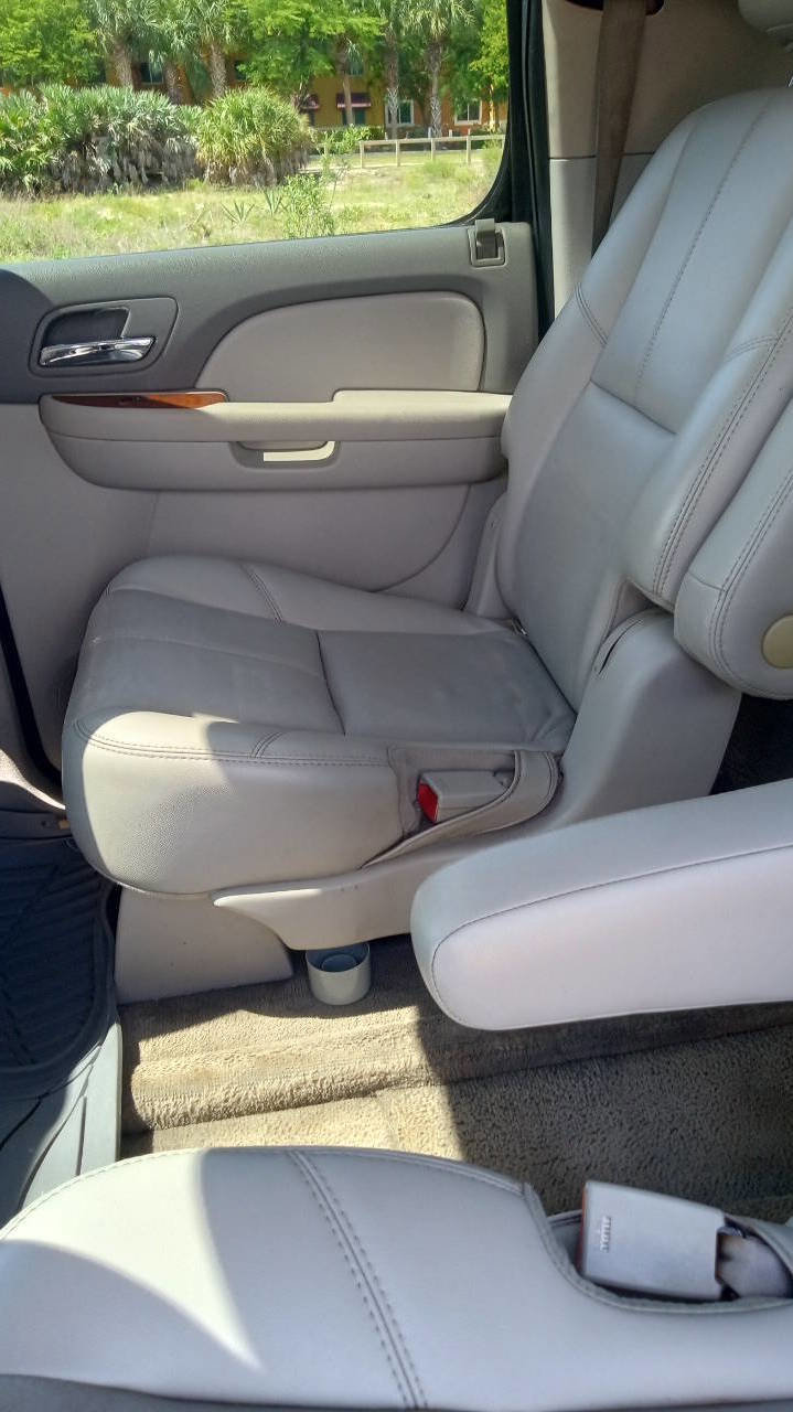 Used 2007 Chevrolet Suburban LTZ w/ LTZ Preferred Equipment Group image 16