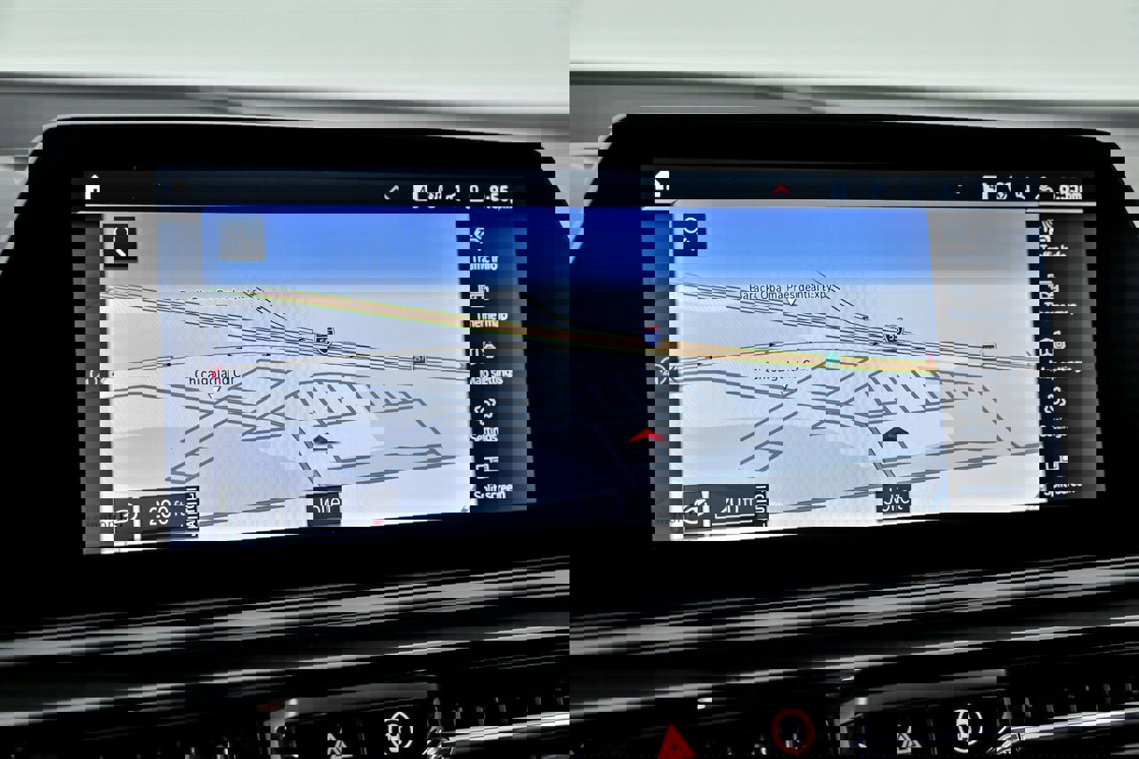 Used 2022 BMW M8 Competition w/ Driving Assistance Package image 33