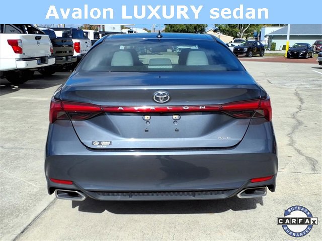 Used 2019 Toyota Avalon XLE image 6