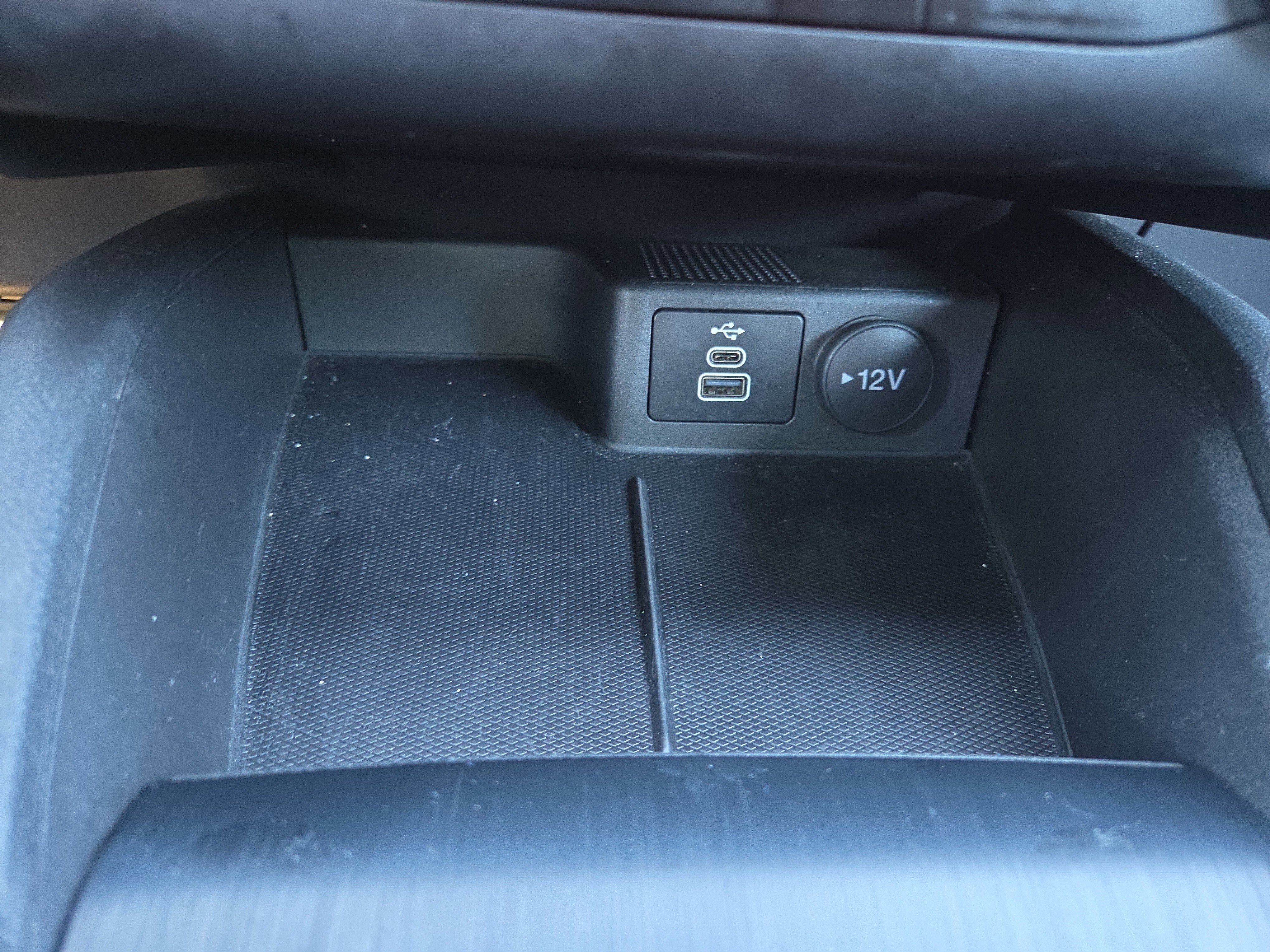 Used 2025 Ford Escape ST-Line image 16