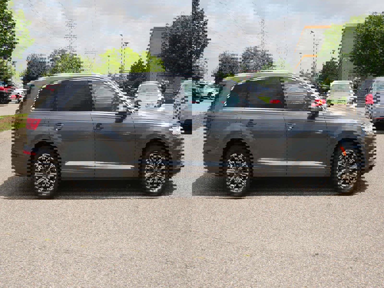 Used 2019 Audi Q7 3.0T Premium Plus w/ Premium Plus Package image 8