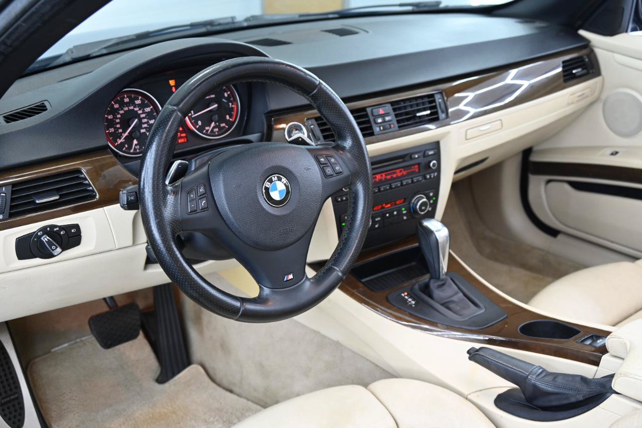 Used 2012 BMW 328i Convertible RWD image 24