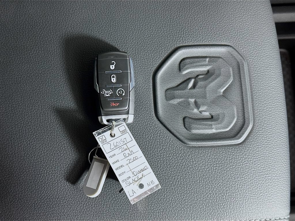 New 2026 RAM 2500 Laramie AWD/4WD image 20