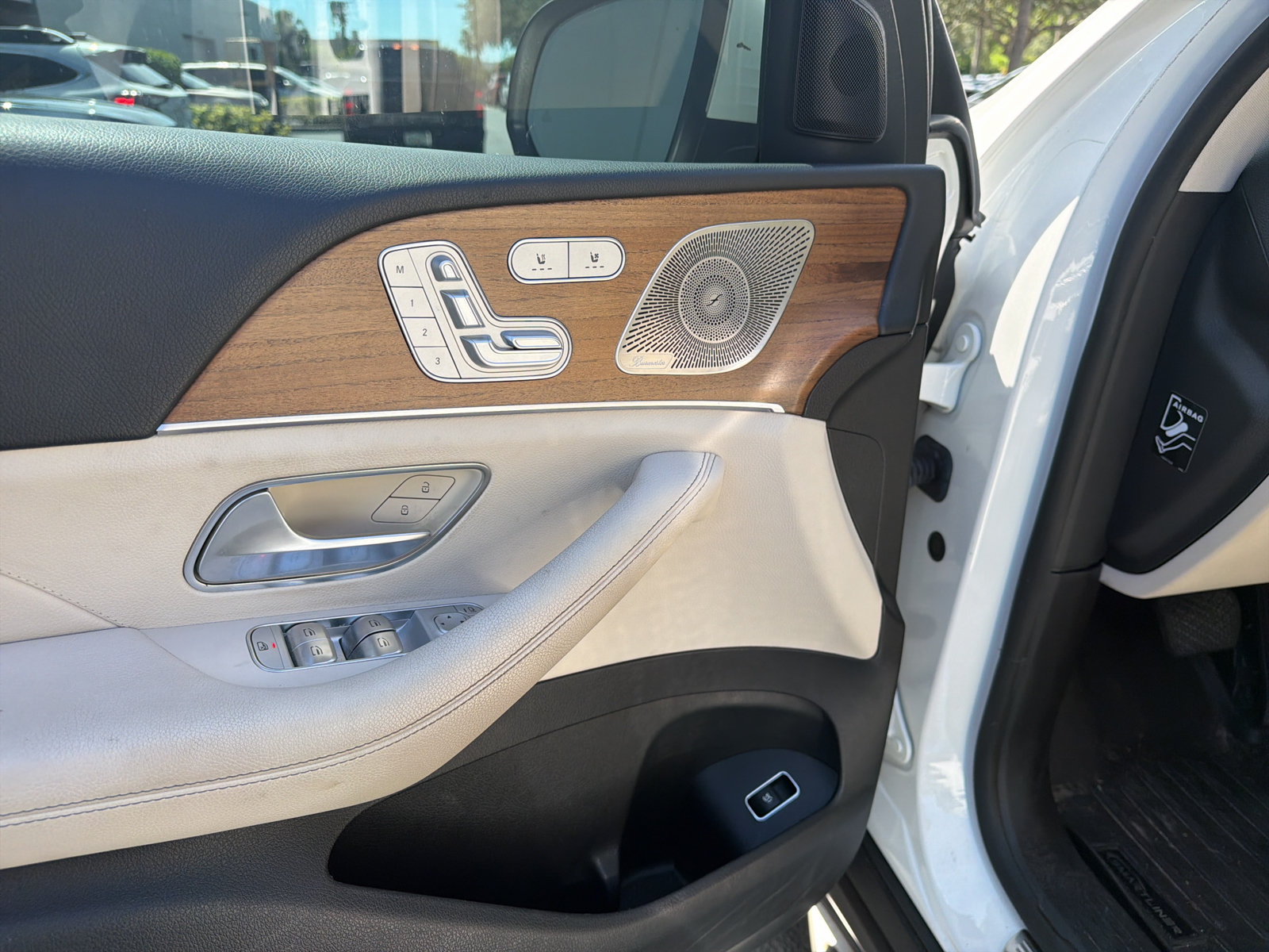 Used 2021 Mercedes-Benz GLE 350 4MATIC image 16