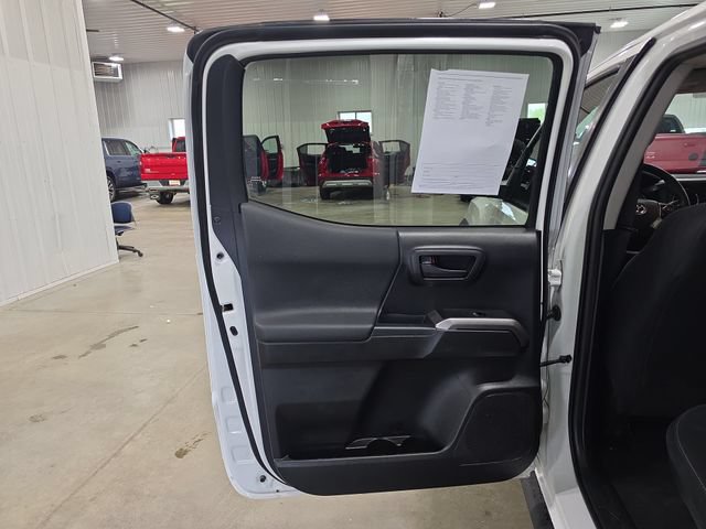 Used 2021 Toyota Tacoma SR5 w/ Trail Edition AWD/4WD image 24
