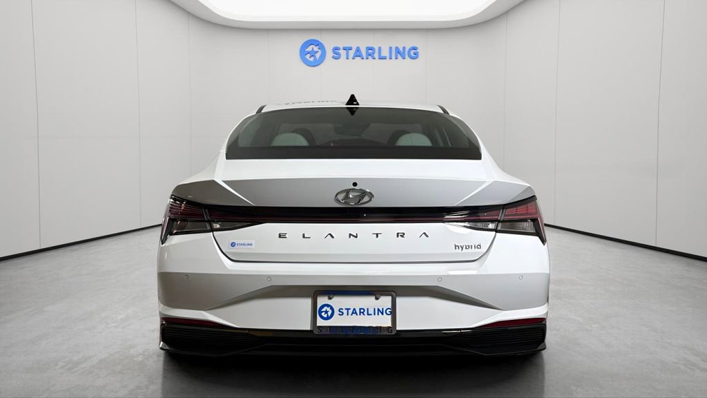 Used 2022 Hyundai Elantra Limited w/ Cargo Package FWD image 8