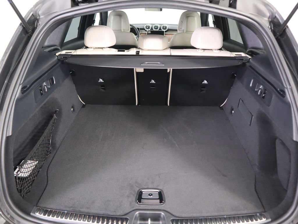 Used 2026 Mercedes-Benz GLC 300 4MATIC image 30