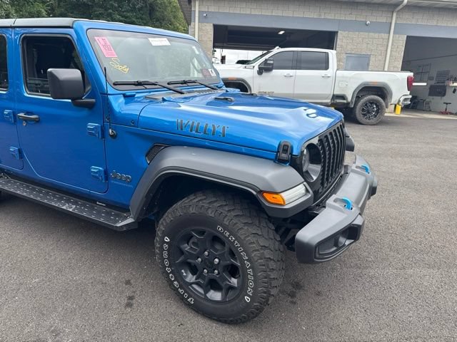 Used 2023 Jeep Wrangler Unlimited w/ Cold Weather Group AWD/4WD image 9