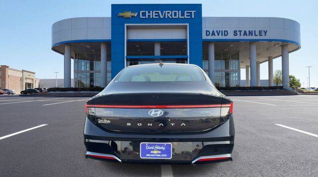 Used 2025 Hyundai Sonata SEL FWD image 7