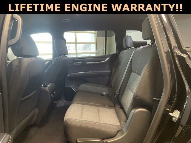 Used 2025 GMC Acadia Elevation image 31