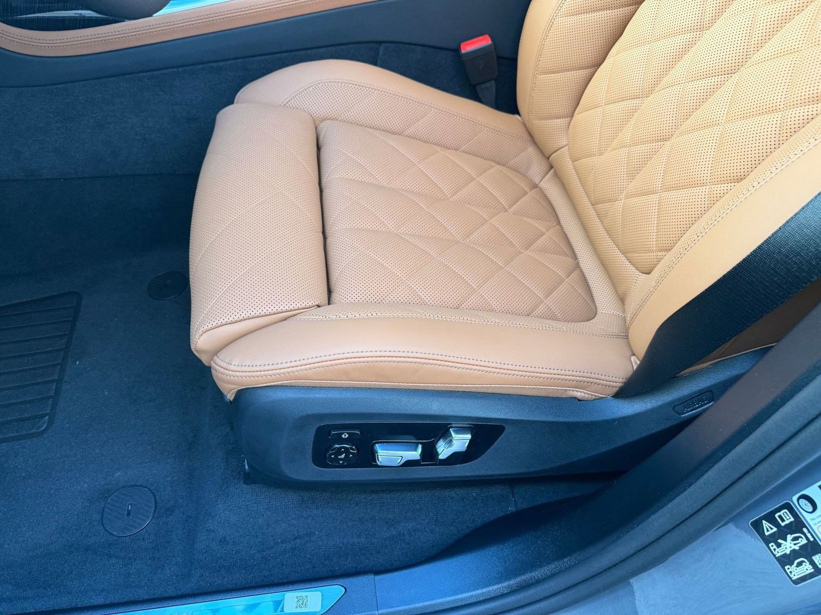 New 2026 BMW X7 xDrive40i w/ M Sport Package image 12