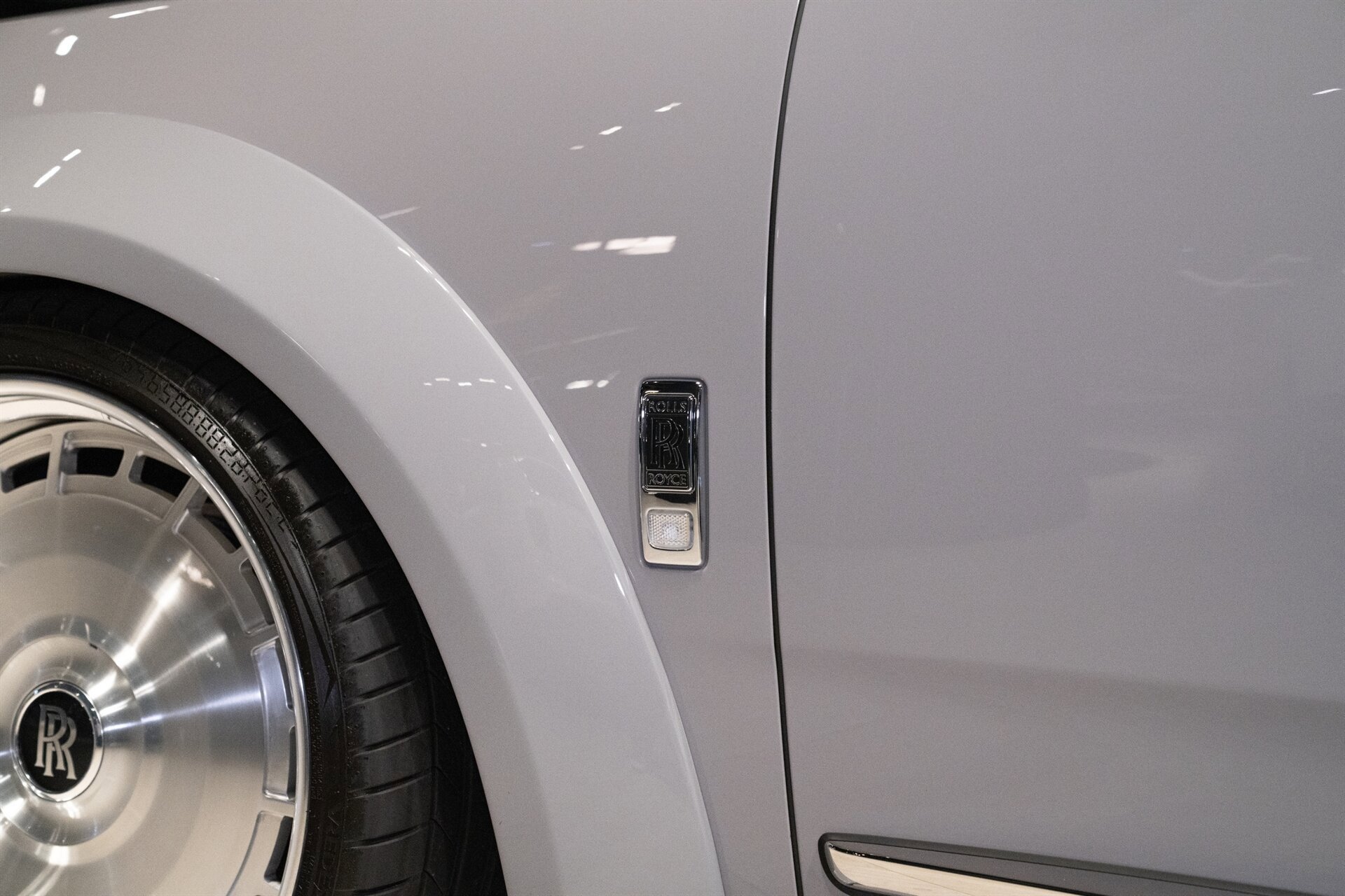 Used 2026 Rolls-Royce Cullinan AWD/4WD image 20