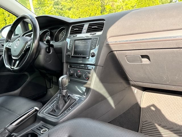 Used 2017 Volkswagen Golf Alltrack SE AWD/4WD image 26