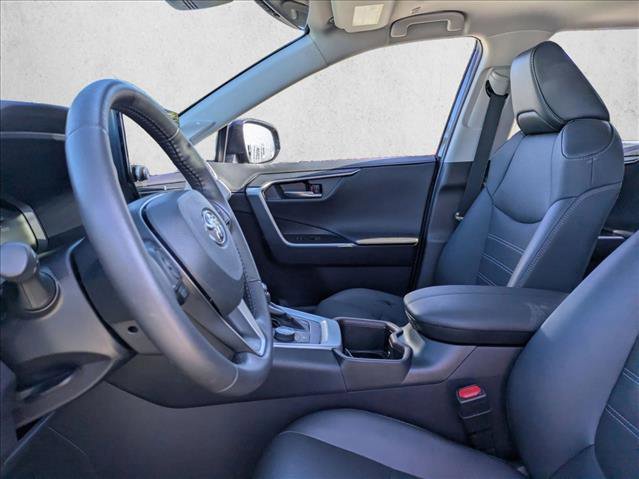 Used 2025 Toyota RAV4 Limited image 16