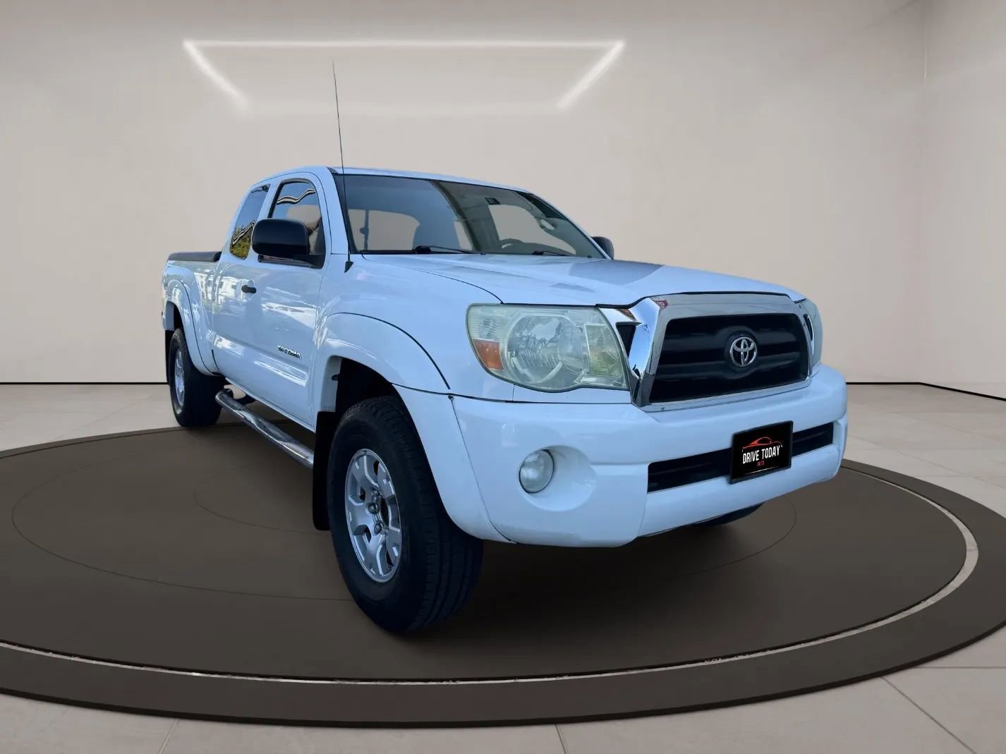 Used 2006 Toyota Tacoma PreRunner RWD image 2