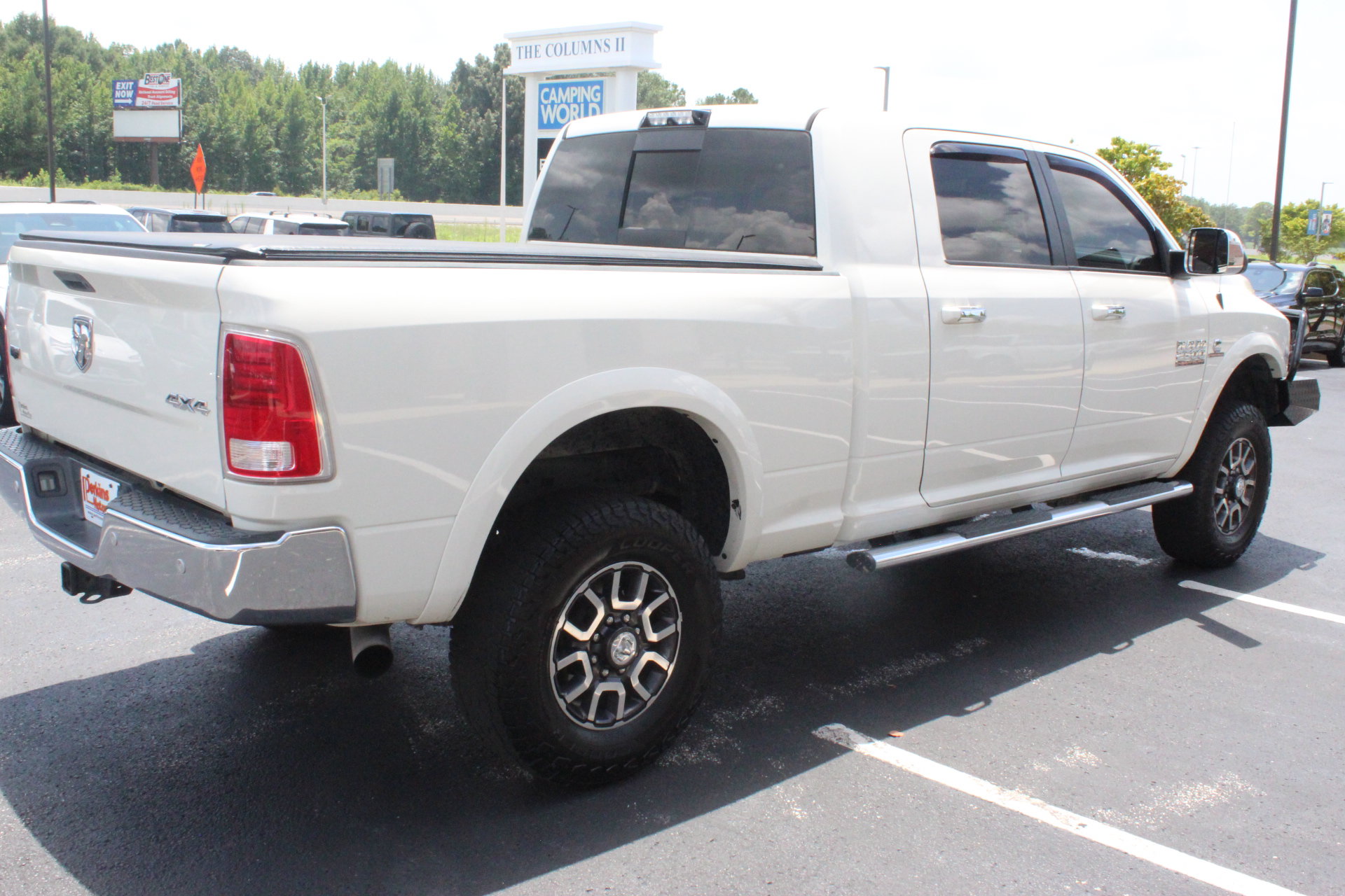 Used 2017 RAM 2500 Laramie w/ Convenience Group AWD/4WD image 6