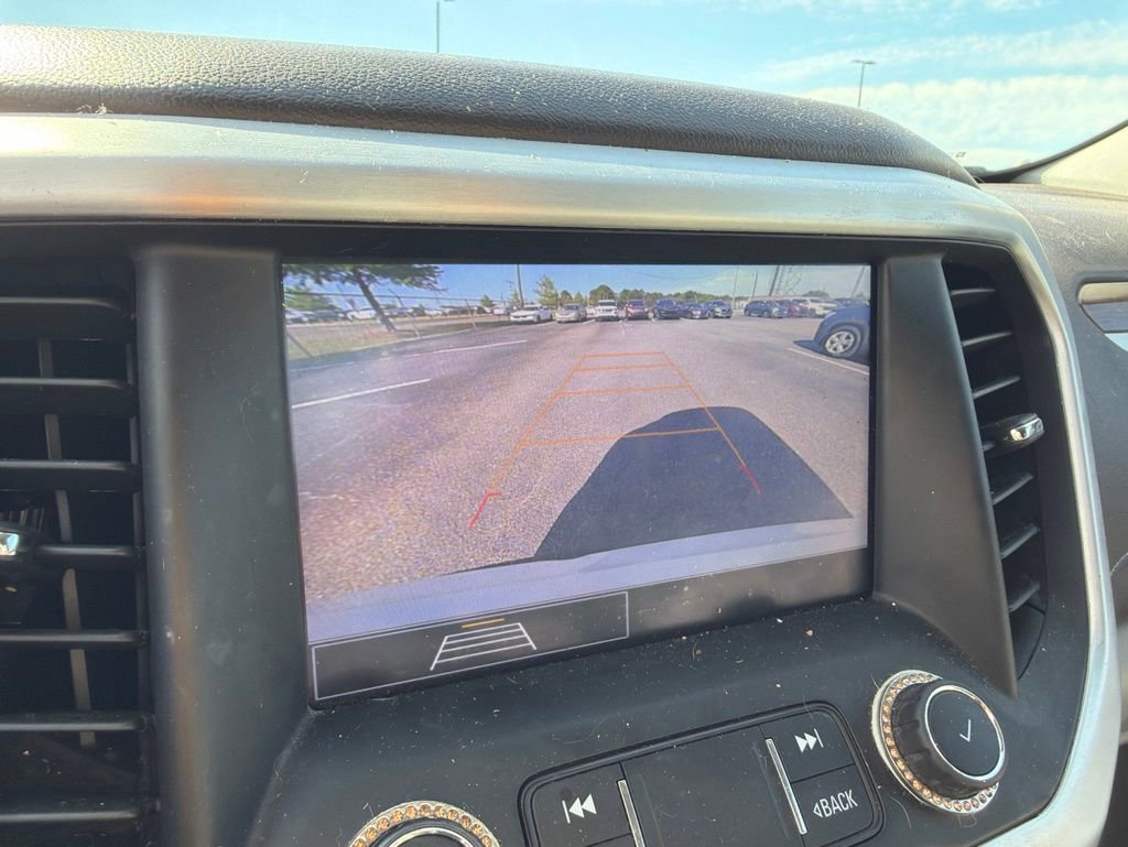 Used 2020 GMC Acadia SLE AWD/4WD image 18