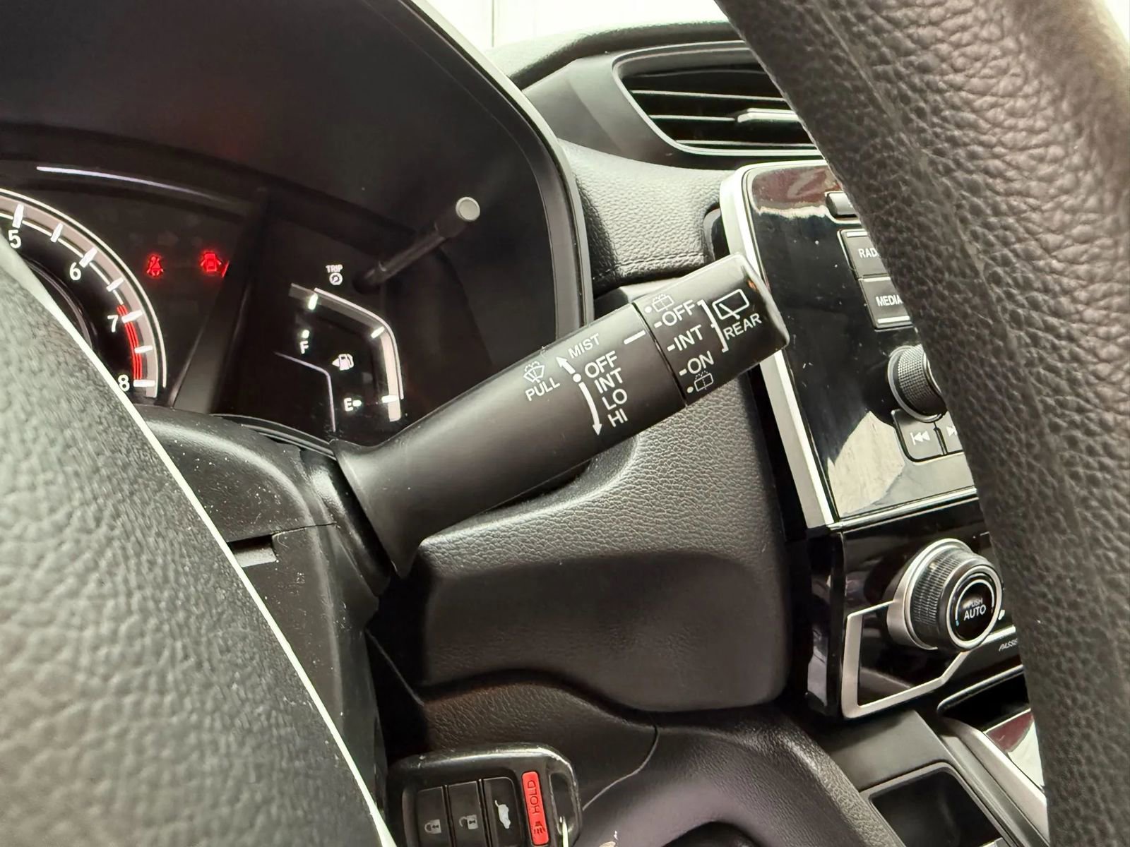 Used 2019 Honda CR-V LX image 22