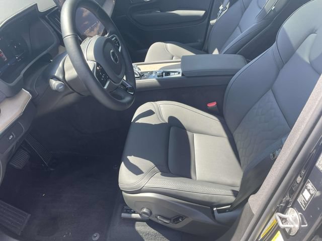 Used 2026 Volvo XC90 B6 Core w/ Protection Package AWD/4WD image 14