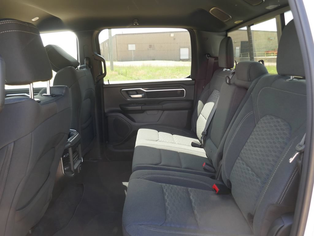 New 2026 RAM 1500 Big Horn AWD/4WD image 14