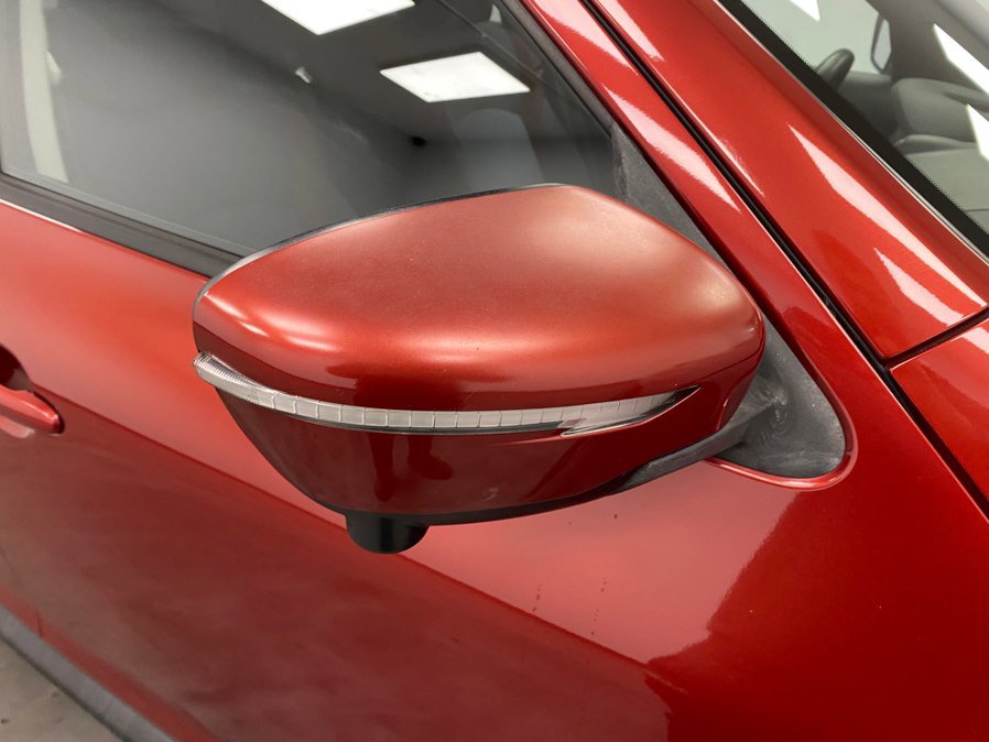 Used 2015 Nissan Juke SV w/ Technology Package image 15