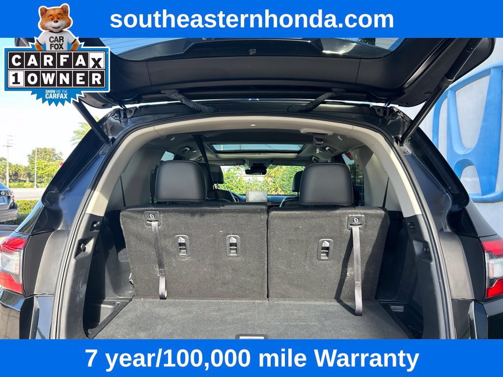 Used 2025 Honda Pilot Touring image 11