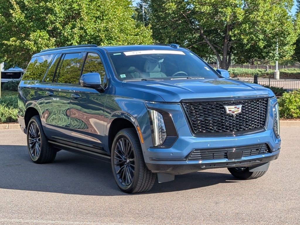 Certified 2025 Cadillac Escalade ESV Sport Platinum AWD/4WD image 10