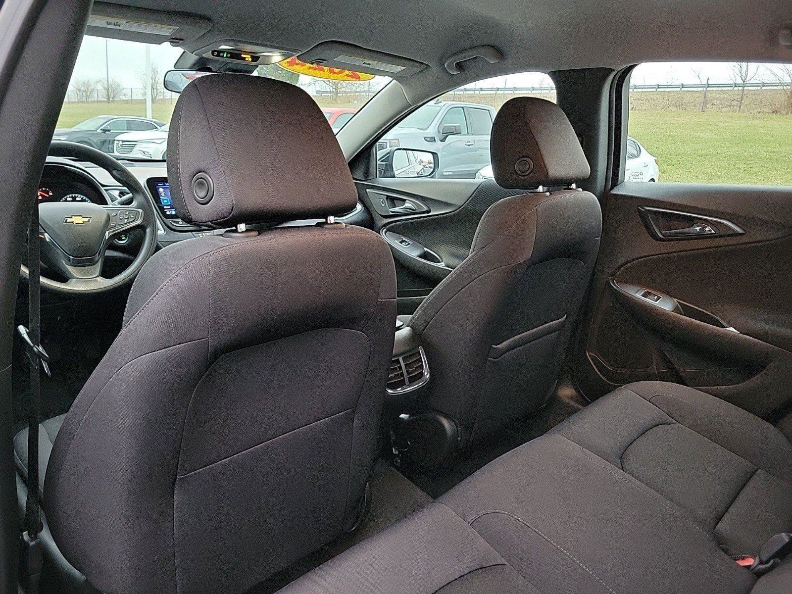 Used 2024 Chevrolet Malibu LT image 12