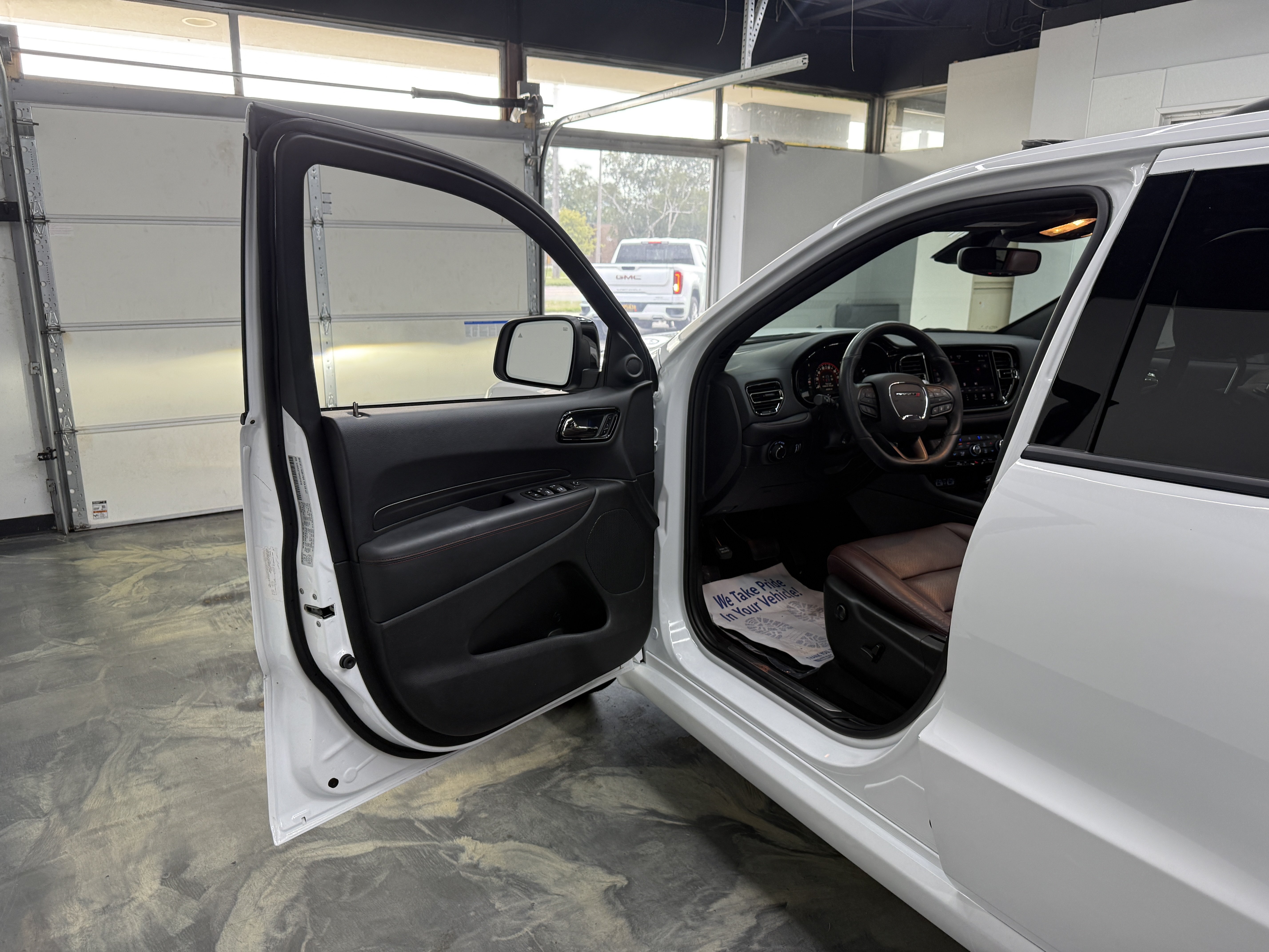 Used 2024 Dodge Durango R/T w/ Blacktop Package AWD/4WD image 8