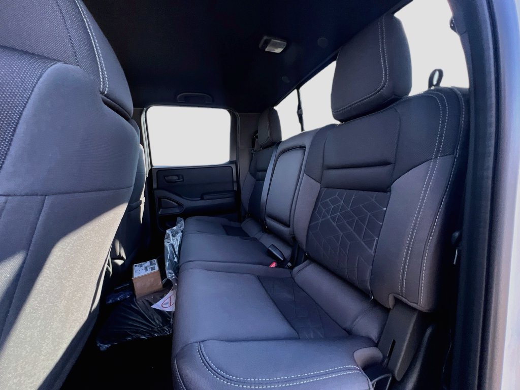 New 2027 Nissan Frontier SV w/ SV Convenience Package RWD image 23