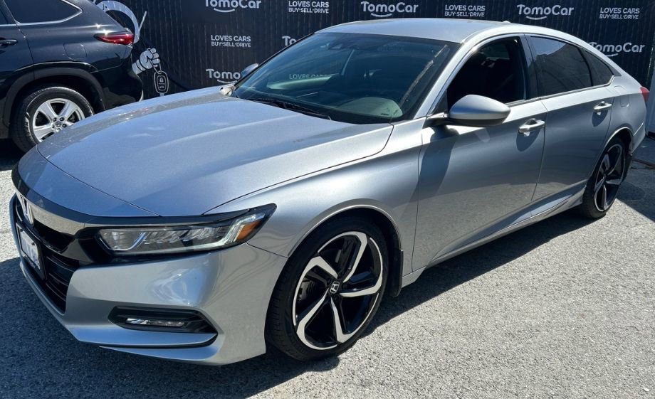 Used 2018 Honda Accord Sport image 1