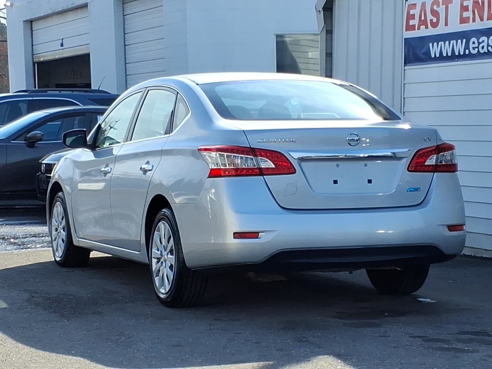 Used 2014 Nissan Sentra SV image 3