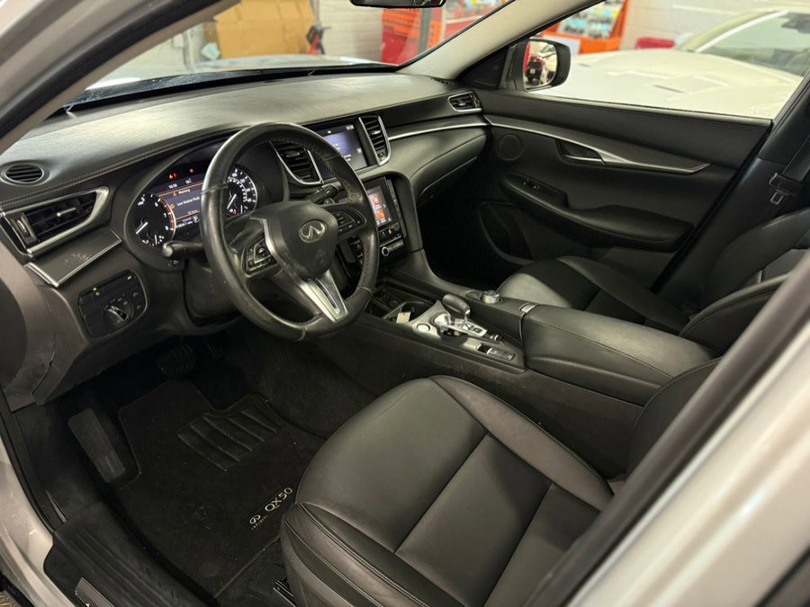 Used 2021 INFINITI QX50 Pure AWD/4WD image 16
