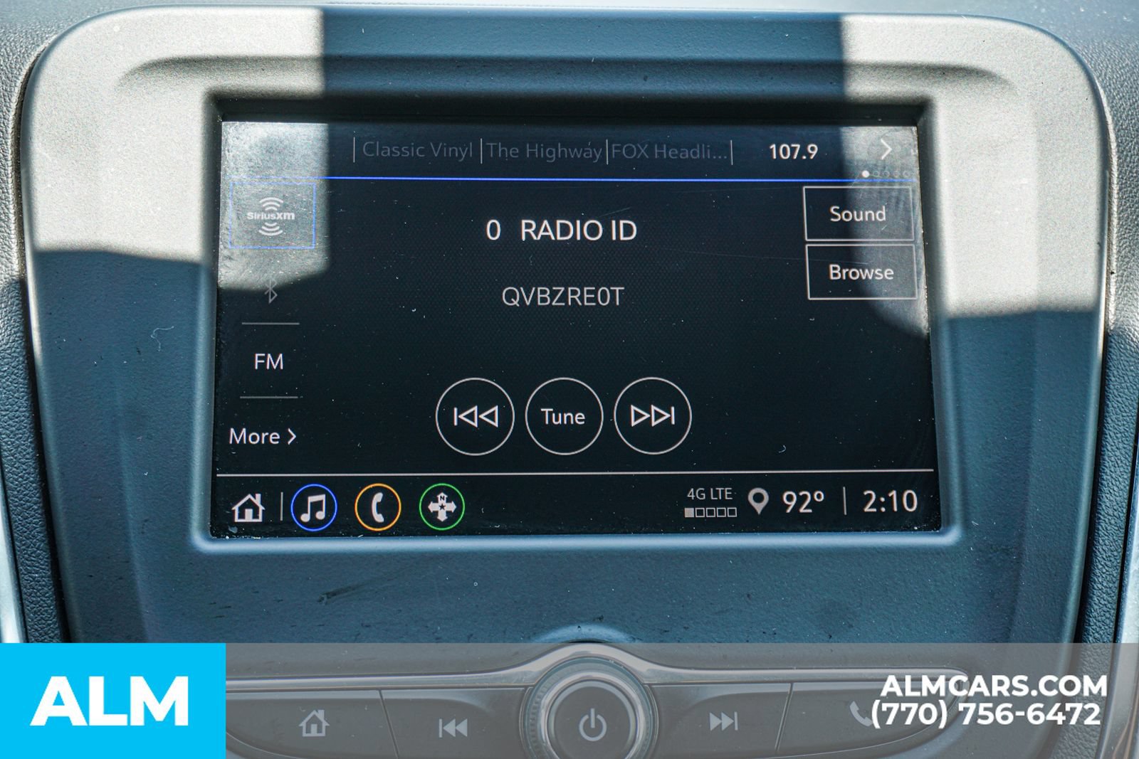 Used 2024 Chevrolet Equinox LT FWD image 40