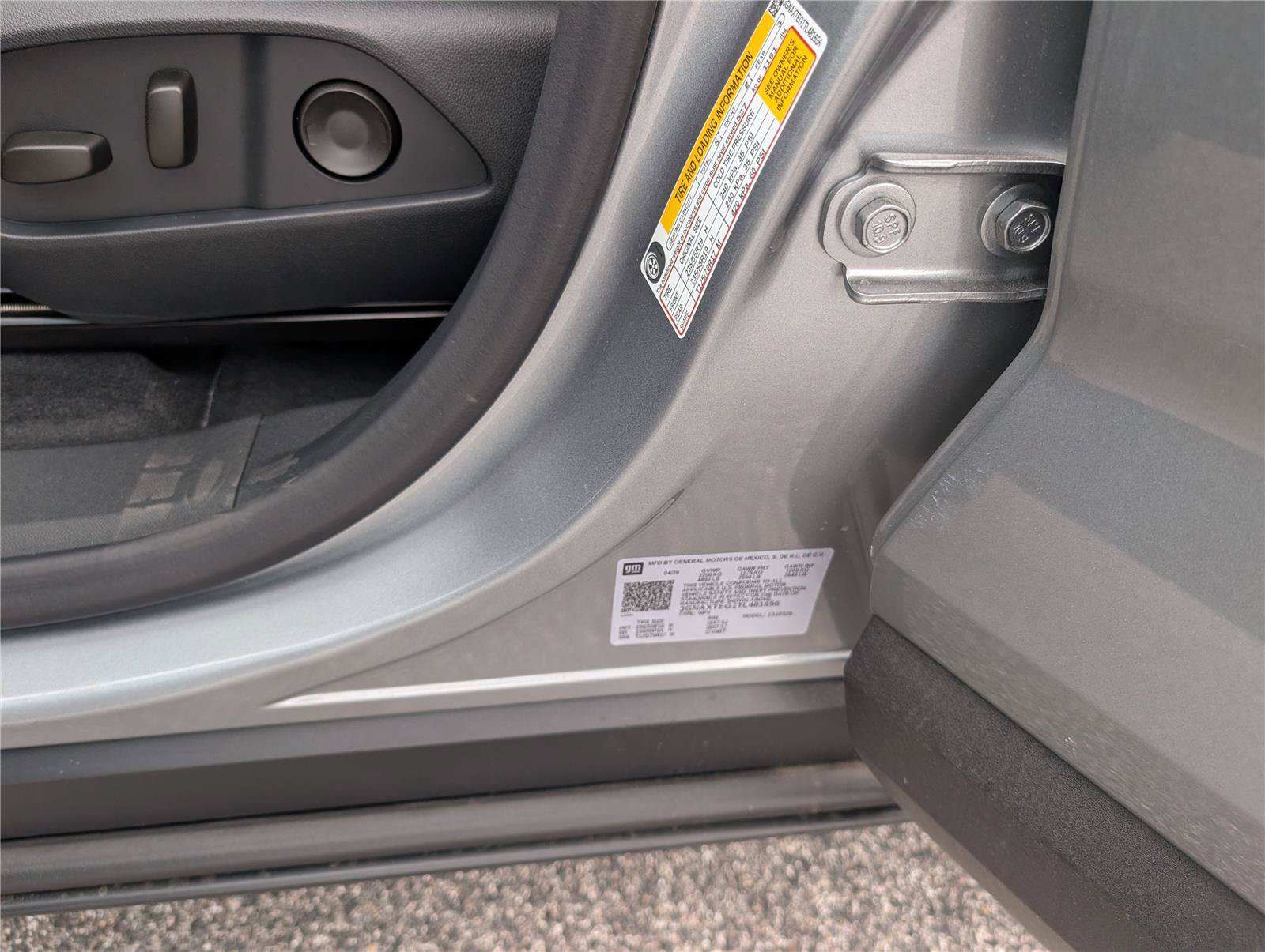 New 2026 Chevrolet Equinox RS w/ Convenience Package III AWD/4WD image 12