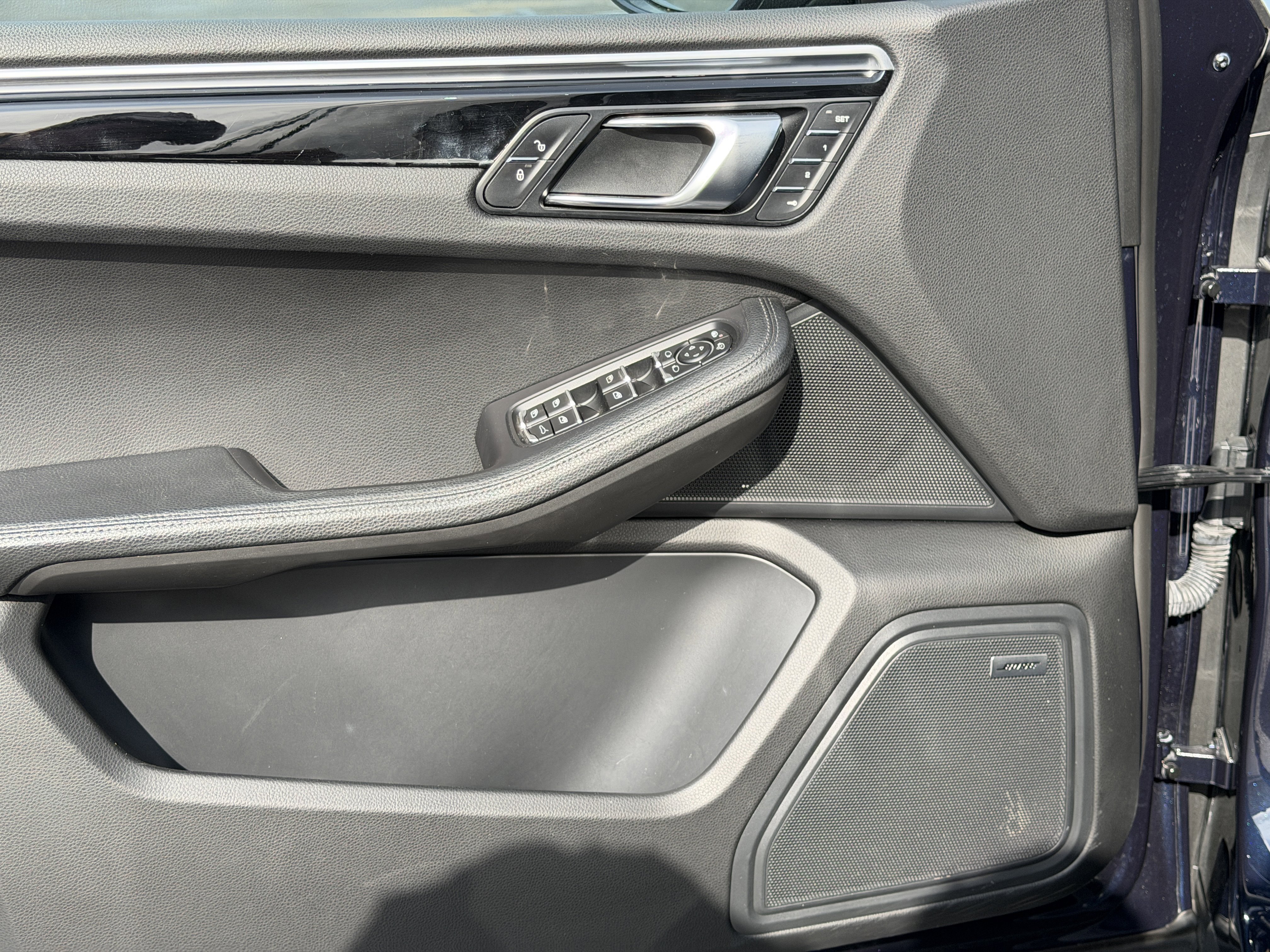 Certified 2017 Porsche Macan S image 24